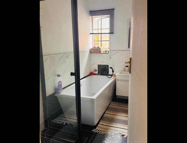 3 BEDROOM TOWNHOUSE FOR SALE IN MONAVONI